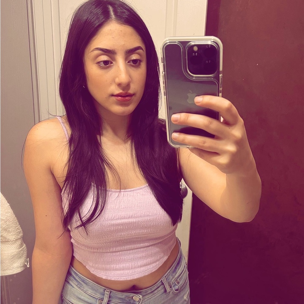 Meet your Posher, Mayra